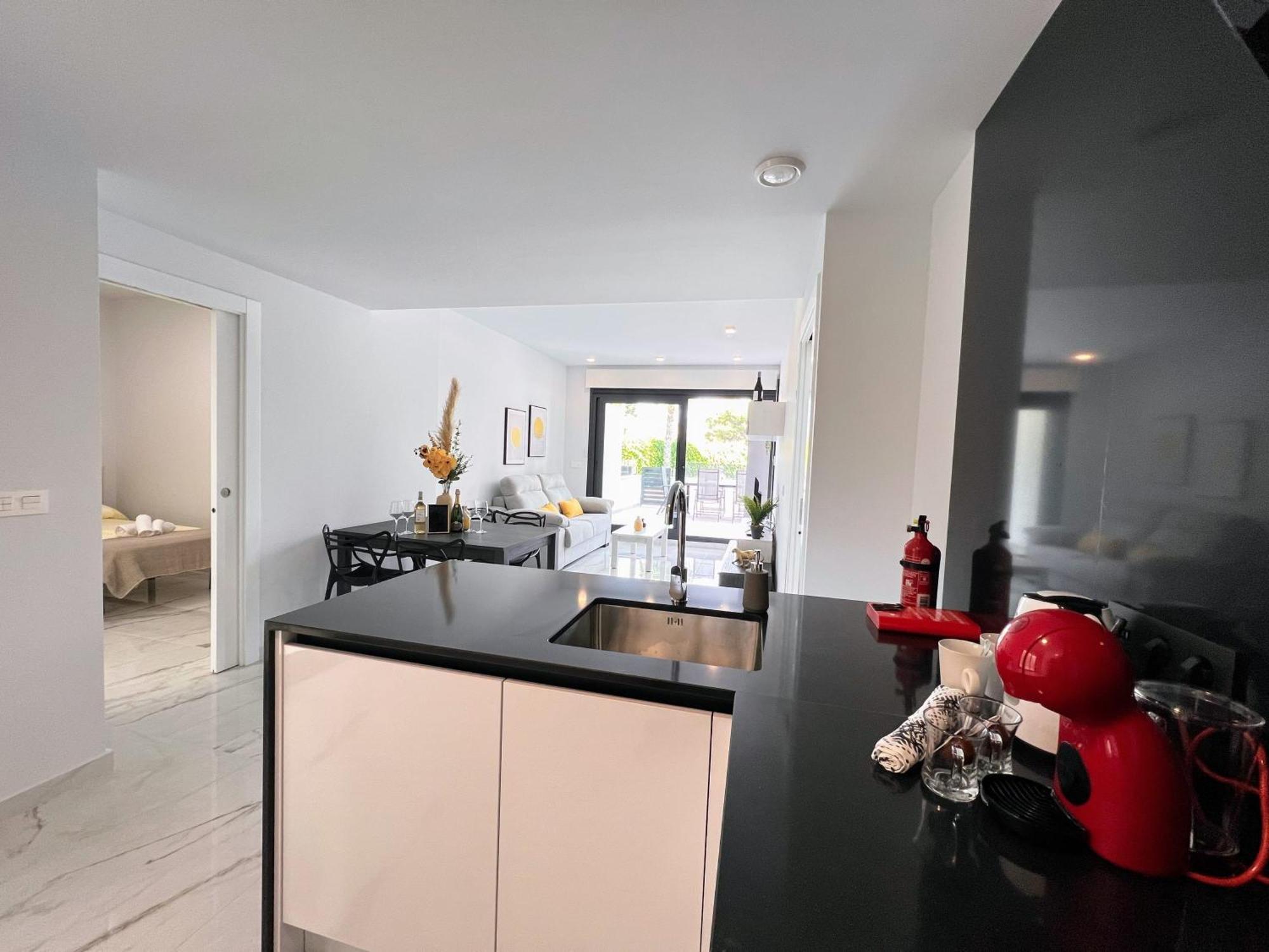 Modern Two Bedroom Ground Floor Apartment Duly7 Villamartín Exterior foto